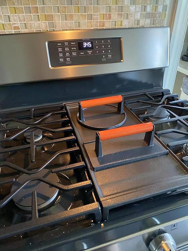 Burger Press 7.08" Round,Heavy-Duty Cast Iron Smash Burger Press Meat Steak With Wood Handle for Blackstone Camp chef Pitboss Weber Griddle Grills(Round)