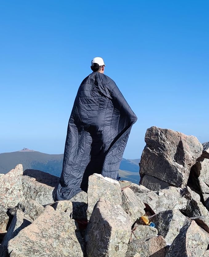 iClimb 3M Thinsulate Insulation Warm Camping Blanket Ultralight Compact