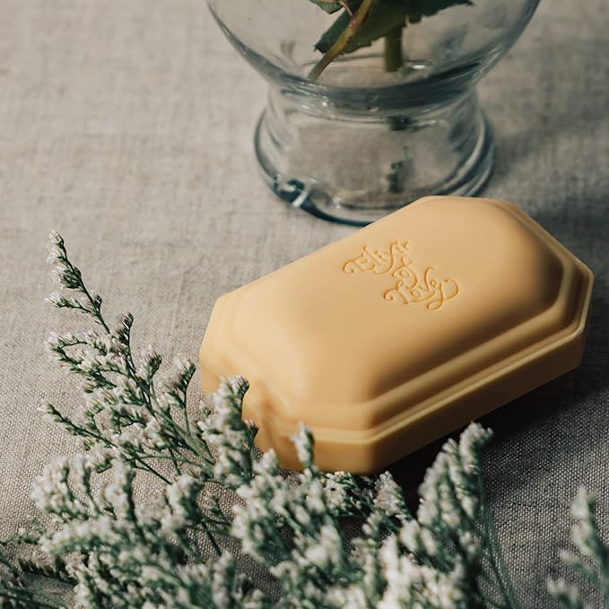 Caswell-Massey Elixir of Love Natural Bar Soap for Women, Moisturizing Body Soap Bar for All Skin Types, Made with Essential Oils & Plant-Based Formula for Soft Skin, 3.5 oz