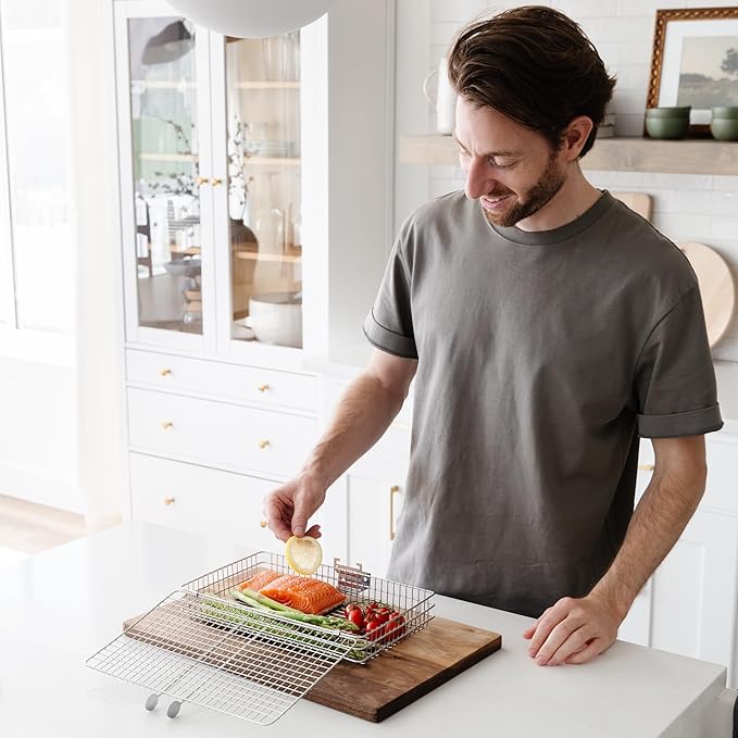 BLAZIN' GRILL Baskets for Outdoor Grill | 2 Grilling Baskets with Detachable Handle | Barbecue Grill Set with BBQ Gloves | Portable Camping Net Rack Perfect for Vegetables, Seafood & Meat