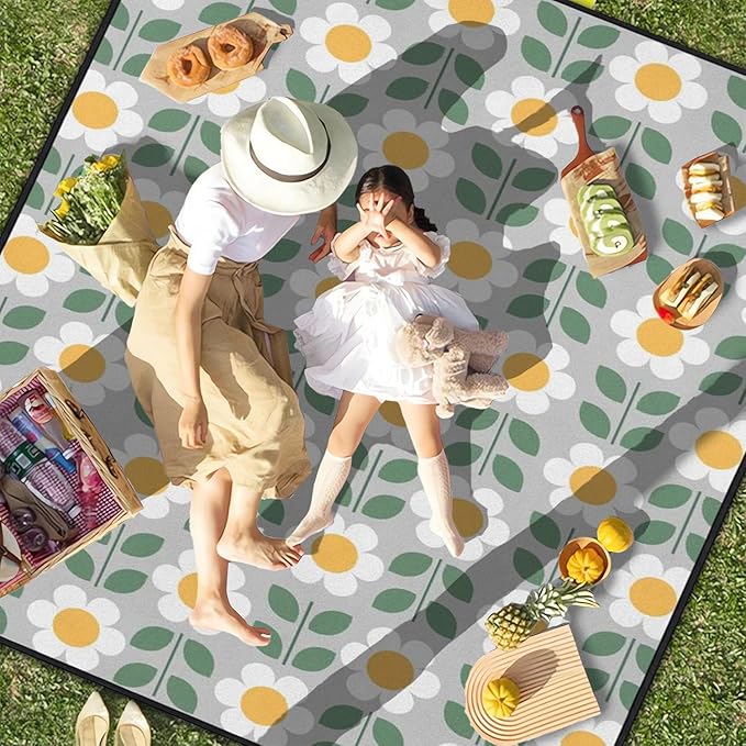 Extra Large Picnic Outdoor Blanket 80''x80'' Waterproof and Sandproof Picnic Mat for Beach Foldable Camping Accessories for Grass Lawn Park