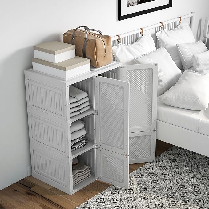 HOMCOM Folding Wardrobe Closet with Hanging Rod, Portable Clothes Storage Organizer with 3 Cube Compartments and 4 Magnet Doors, White