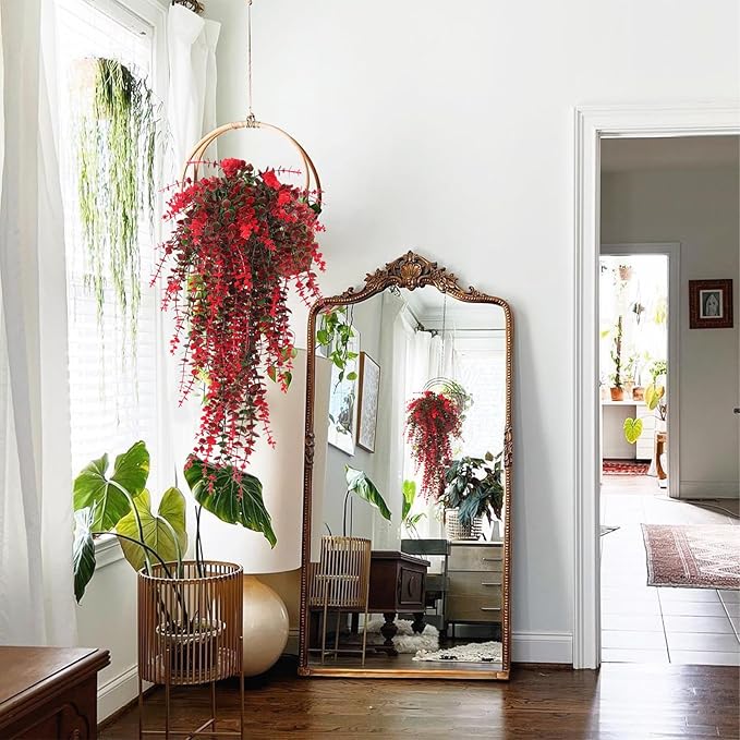 Hanging Artificial Plants Fake Vine Hanging Eucalyptus Leaf Plant Artificial UV Resistant Hanging Green Plant Faux Plants Hanging Wall Decor Outdoor Front Door Yard Garden Porch Decorations(Red)