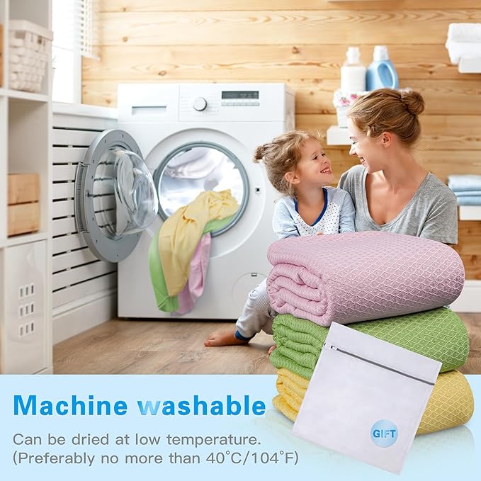 AmyHomie Cooling Blanket Queen Size, 100% Rayon Derived from Bamboo, Cool Summer Blanket for Hot Sleepers, Soft Comfy Lightweight Blankets for All Seasons(Light Purple, 90×90in)