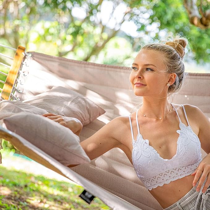 SUNCREAT 13.8 FT Hammocks Quilted Fabric Double Hammock with Detachable Curved Bamboo Spreader Bar and Soft Pillow, Max 450 lbs Capacity, Tan