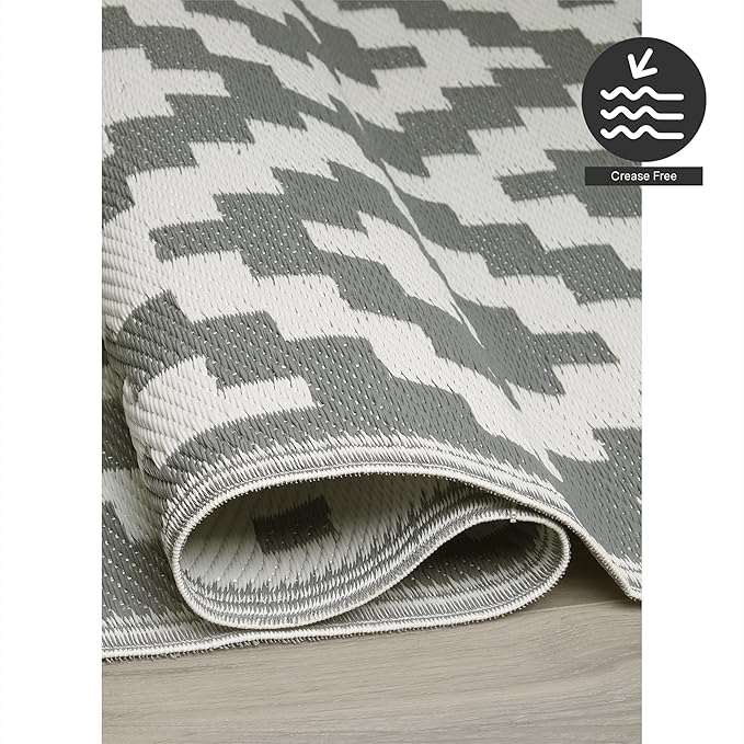FH Home Outdoor Rug - Waterproof, Fade Resistant, Reversible - Premium Recycled Plastic - Geometric - Patio, Porch, Deck, Balcony - Aztec - Gray & White Crease Free - 5 x 8 ft