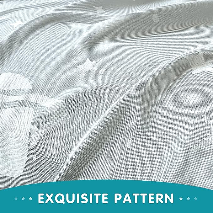 AmyHomie Cooling Blanket for Kids, Soft Comfy Summer Throw for Hot Sleepers, Kids Blanket for Boys & Girls (50x60in, Grey Space)