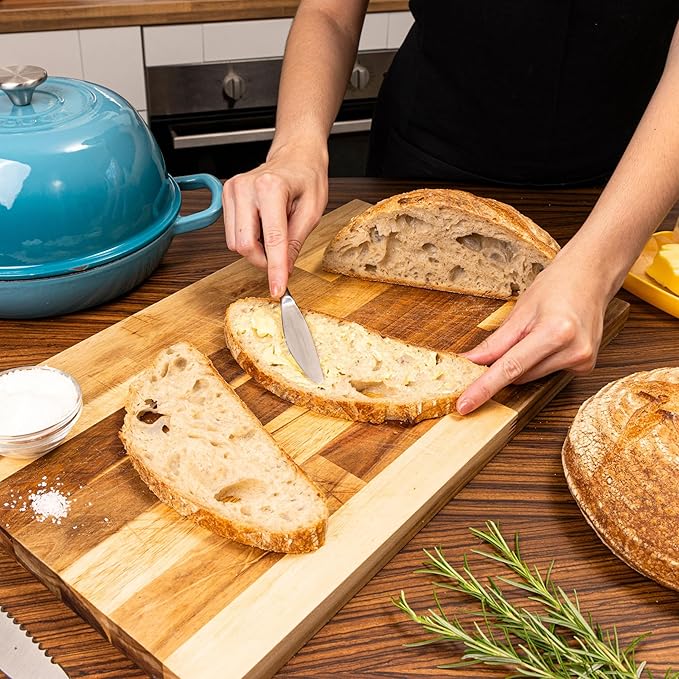 Enamelled Cast Iron Dutch Oven Pot – Dutch Oven For Sourdough Bread Baking – Cast Iron Bread Pot – Blue, 6 Quarts, 26cm – by Nuovva