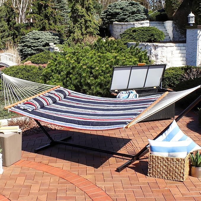 Sunnydaze Quilted Outdoor Hammock with Spreader Bars - Heavy-Duty 450-Pound Capacity Double Hammock for Outside - Nautical Stripe