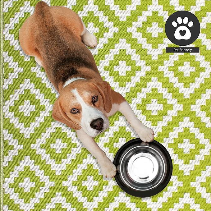 FH Home Outdoor Rug - Waterproof, Fade Resistant, Reversible - Premium Recycled Plastic - Geometric - Patio, Porch, Deck, Balcony - Aztec - Green & White Crease Free - 5 x 8 ft