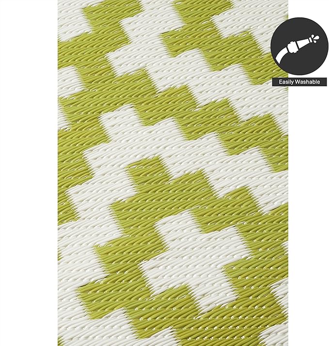 FH Home Outdoor Rug - Waterproof, Fade Resistant, Reversible - Premium Recycled Plastic - Geometric - Patio, Porch, Deck, Balcony - Aztec - Green & White Crease Free - 5 x 8 ft